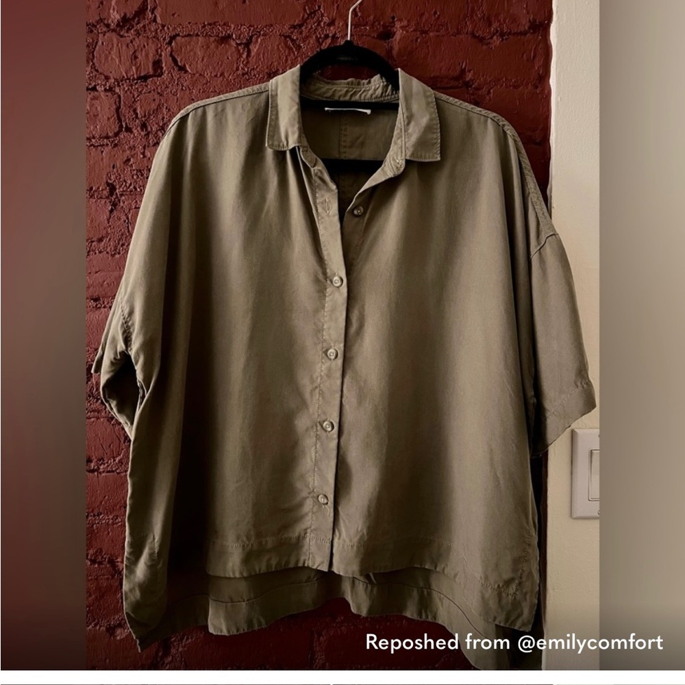 Everlane “The Drapey Square Shirt” in Olive